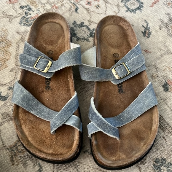 Size 10 Softmoc sandals - Picture 2 of 6